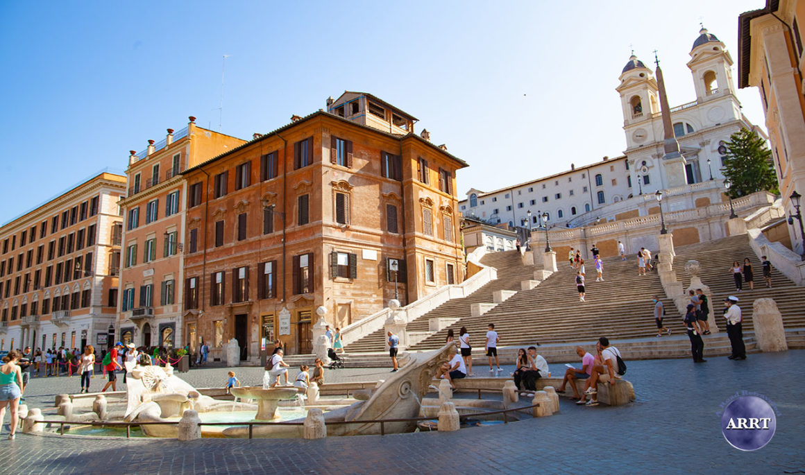 Spanish Steps in the morning in Rome without crowds