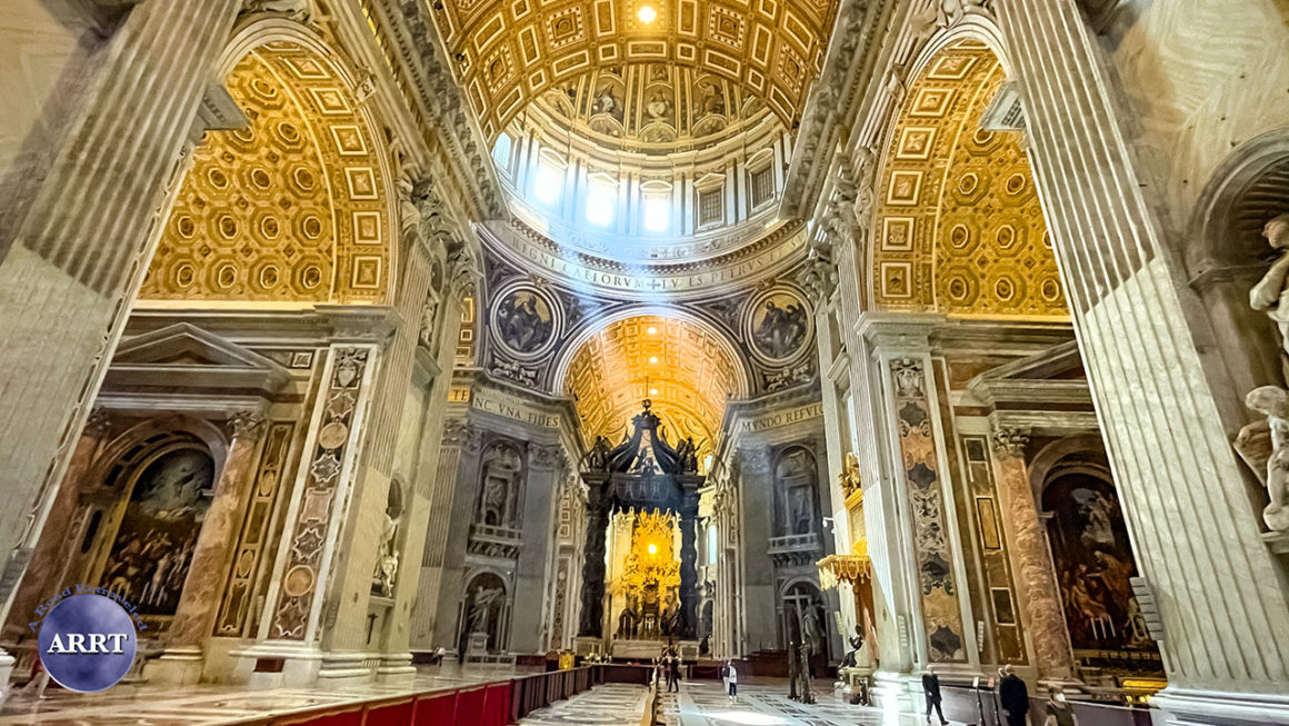 morning St Peter Basilica with no crowds